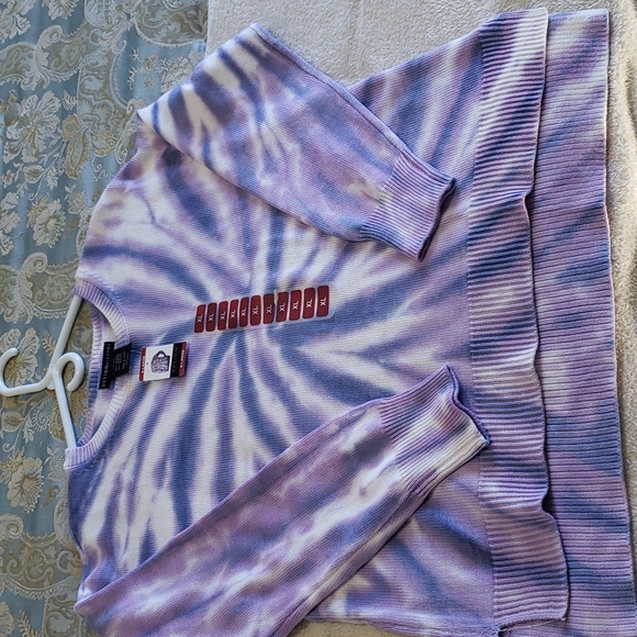 Tie dye sweater nwt - Picture 5 of 8